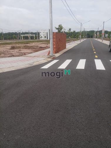 Hình ảnh Làm lụng cả đời không bằng tiền lời lô đất