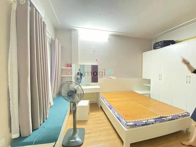 Hình ảnh Bán nhà Trần Cung 32m2, 5T, MT 6m, Ô tô đỗ cửa, gần phố, giá 3.4 tỷ