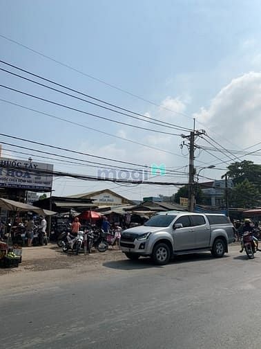 Hình ảnh Đất nền mặt tiền Tỉnh lộ 8 (Vành đai 4)