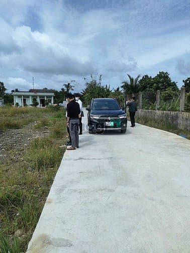 Hình ảnh Bán lô đất 100m2 bình Chánh Giá 500 triệu sổ Hồng riêng