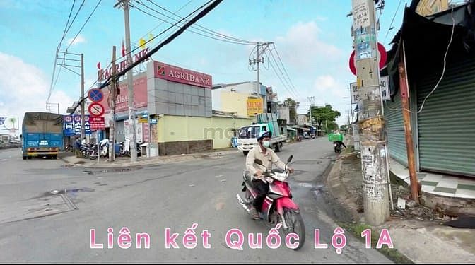 Hình ảnh Ra gấp lô đất Bình Chánh 2 mặt tiền gần chợ Bình Chánh - 6X18 - SHR