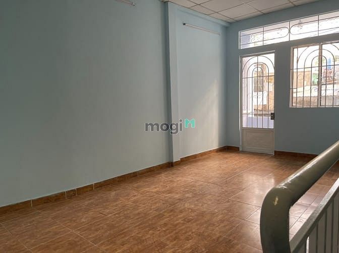 Hình ảnh Bán nhà 40m2 hẻm xe hơi đường Đỗ Thúc Tịnh