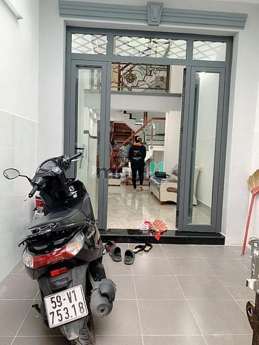 Hình ảnh Bán Nhà Cmt8, Tân Bình, Hẻm 6m, 42 M2, 3 Tầng Chỉ 7 Tỷ 5