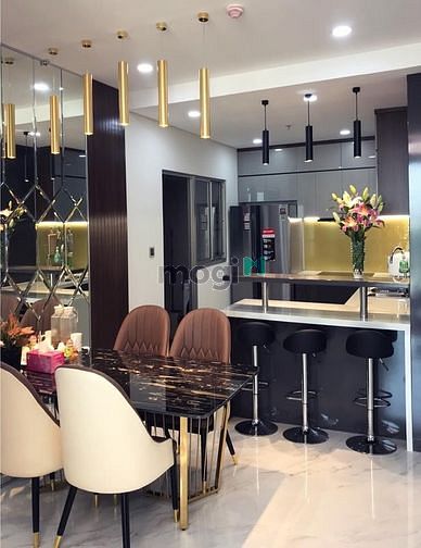 Hình ảnh Thật 100%!!!Cho thuê căn Midtown 2PN, lầu cao, view biệt thự. LH Xuyến
