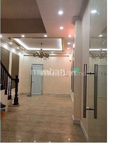 Hình ảnh Cho thuê nhà 5 tầng mặt phố Tôn Đức Thắng - Đống Đa