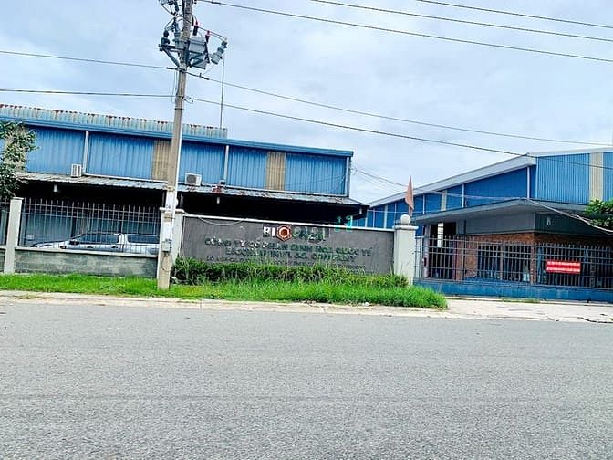 Hình ảnh Bán lô góc 2MT, sát chợ dân sinh, KDC sầm uất, SHR, tc 100%, Ngay chủ