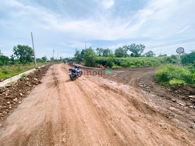 Hình ảnh Bán gấp 650tr/115m2 thổ cư 100m