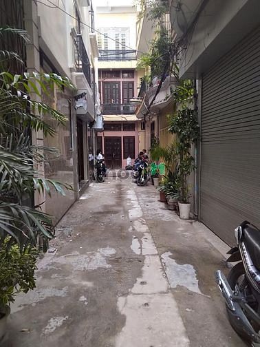 Hình ảnh Bán đất tặng nhà, 57m2, mt 4m, ô tô vào, 5.8 tỷ