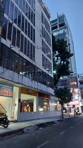 Hình ảnh Bán 450m2 ĐẤT THỔ CƯ, Mặt tiền đường, trung tâm Quận 3, giá 167 tỷ