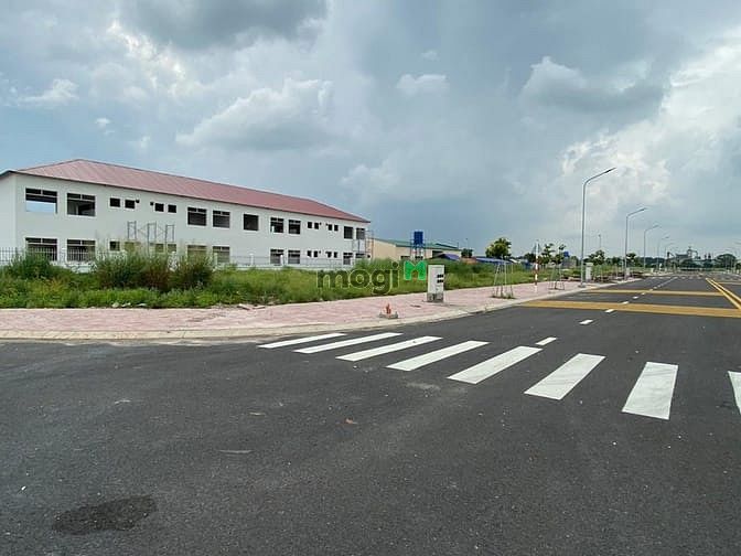 Hình ảnh đất nền trung tâm bàu bàng sổ săn