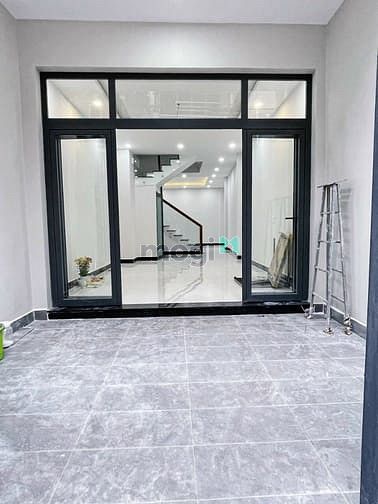 Hình ảnh Cho thuê nhà HXH 493/2 CMT8, Phường 13, Quận 10