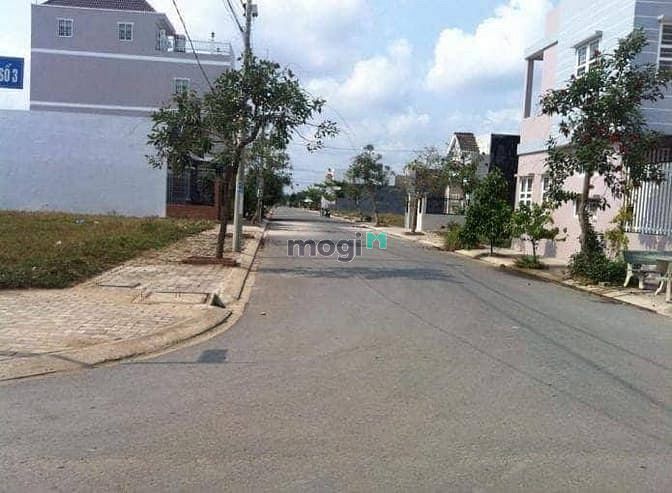 Hình ảnh Thu hồi vốn thanh lý 16 nền đất và 3 lô góc KDC Tên Lửa MR