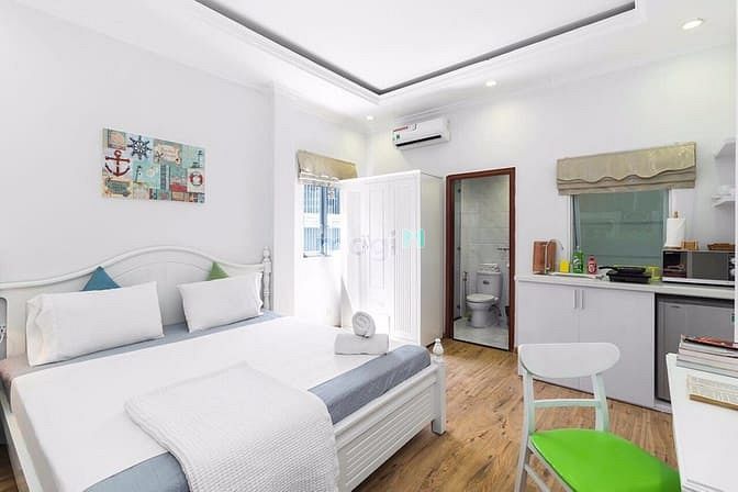 Hình ảnh CHDV Q1 - Full nt BAN CÔNG/ Cửa sổ