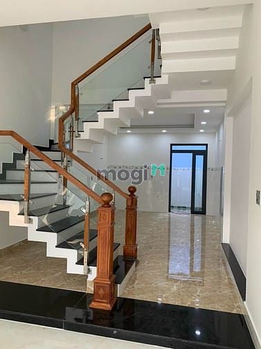 Hình ảnh Hót Nhà Phan Đăng Giảng Bình Tân Ngay Chợ 70M2 3 Tầng Giá Chỉ 5.5 Tỷ