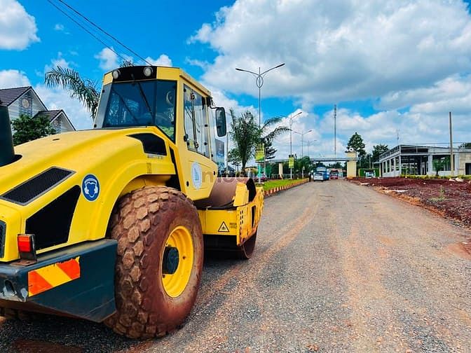 Hình ảnh Sở Hửu Đất Nền Cạnh Trung Tâm Thương Mại Sầm Uất Chỉ 4tr/m2 Tại Sao Kh