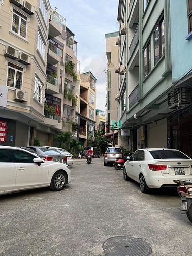 Hình ảnh Tôi cần bán đất phố Đốc Ngữ, 42m2 ngang 6m. Ô tô đỗ cửa