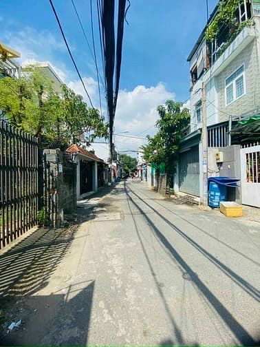 Hình ảnh Dãy trọ TT Thủ Đức, giảm 400tr, Dt 77m2, ngang 5m,HXH, sẵn thu nhập.