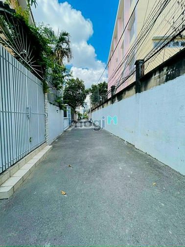 Hình ảnh Đất đẹp sau Himlam, TT Thủ Đức, ngang 4 vuông đẹp, đường xe hơi.