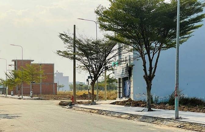 Hình ảnh Tôi cần bán gấp lô đất MT Võ Văn Vân đối diện Bệnh Viện Chợ Rẫy 2.