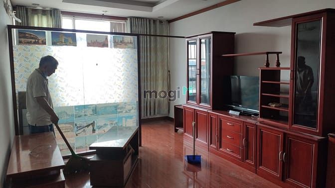 Hình ảnh Cho thuê CH Hoàng Anh Giai Việt, Q8 - 115m2,2PN, 2WC, Full nội thất.