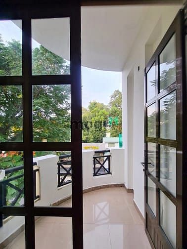 Hình ảnh Mặt tiền Q3 - Có ban công - Nội thât đầy đủ