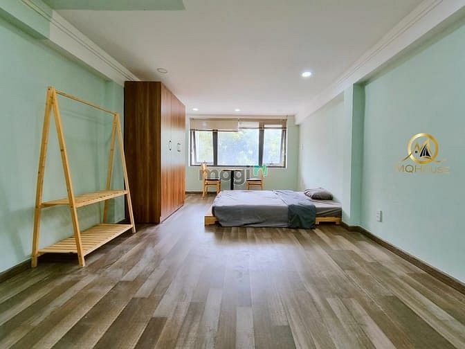 Hình ảnh Phòng Q3 - studio ban công rộng 30m2 - view ngắm sông .