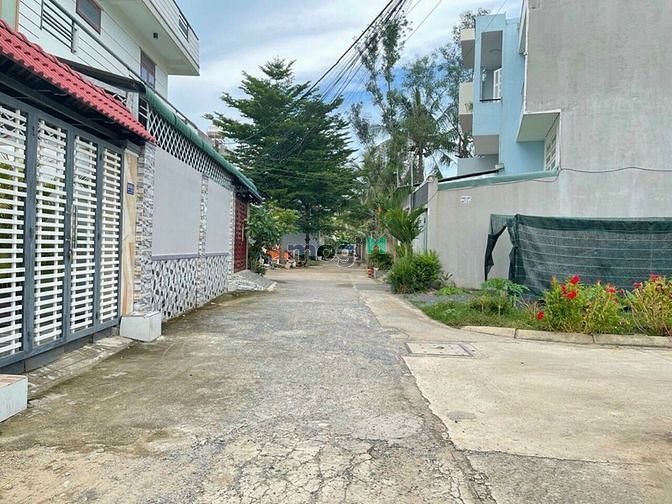 Hình ảnh Bán đất thổ cư 102m giá 3ty450 đường 27 Nguyễn Xiển