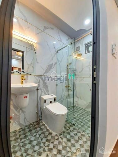 Hình ảnh cho thuê nhà đường Lê văn Sỹ, tân bình 4x18m, 2 lầu