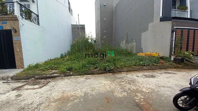 Hình ảnh Đất thổ cư 77.5m2 vuông vức đường 182 lã xuân oai