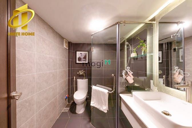 Hình ảnh Duplex-Full nội thất-Gần Ngã tư Hàng Xanh-Nguyễn Cửu Vân