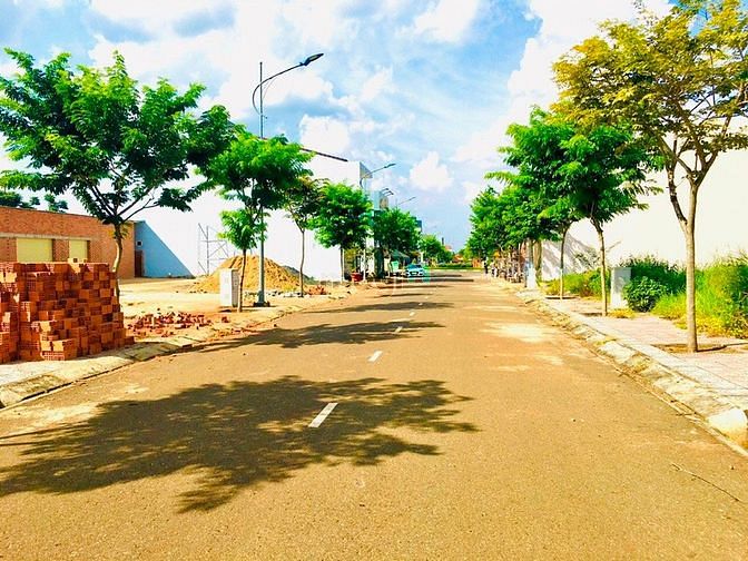 Hình ảnh Đất DT741, giá chỉ 4tr/m2, sổ hồng riêng bao giấy phép xây dựng