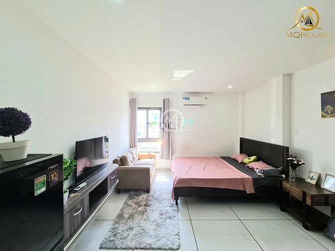Hình ảnh << MQHouse.vn > CHDV cửa sổ ban công từ 5tr_Ngay Phan Đăng Lưu