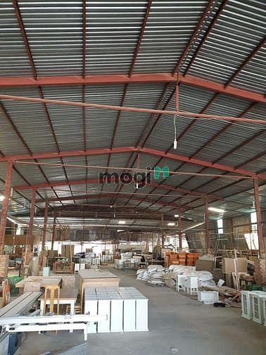 Hình ảnh Cho thuê kho đường Bưng Ông Thoàn - 2500m2 - 180 triệu/tháng
