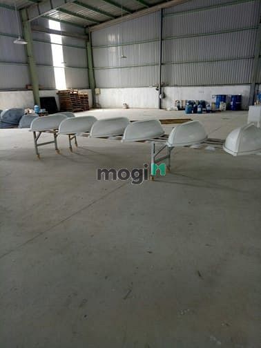 Hình ảnh Cho thuê kho đường Bưng Ông Thoàn - 2500m2 - 180 triệu/tháng