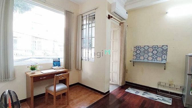 Hình ảnh Ban Công Thoáng Mát đ. Hồ Văn Huê, gần CV Hoàng Văn Thụ, Full Nội