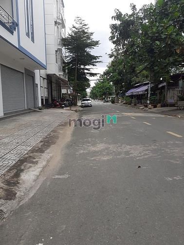 Hình ảnh cho thuê nhà góc 2MT 6X20M 5 tấm. Giá 42tr/ tháng
