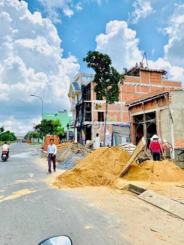 Hình ảnh Bán gấp lô đất thổ cư 100m2 gần bệnh viện Chợ Rẫy 2. SHR
