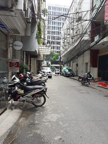Hình ảnh Trung tâm đống đa - kinh doanh sầm uất - sát phố lớn - gara ô tô -