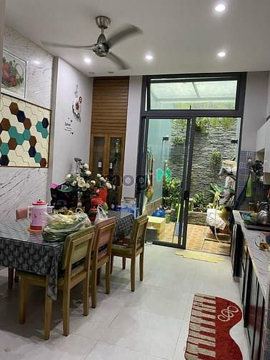 Hình ảnh Nhà mặt tiền Âu Dương Lân P2 Q8