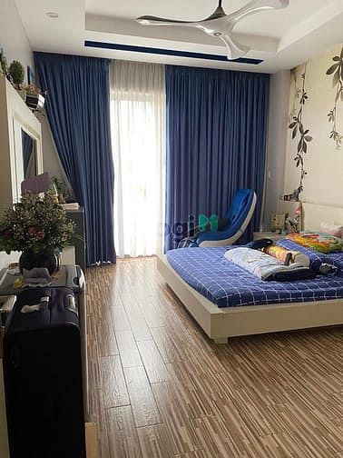 Hình ảnh Nhà mặt tiền Âu Dương Lân P2 Q8