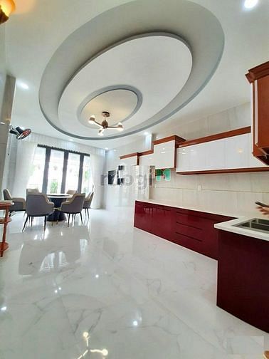 Hình ảnh cho thuê nhà mặt tiền trương công định ngang 8m.