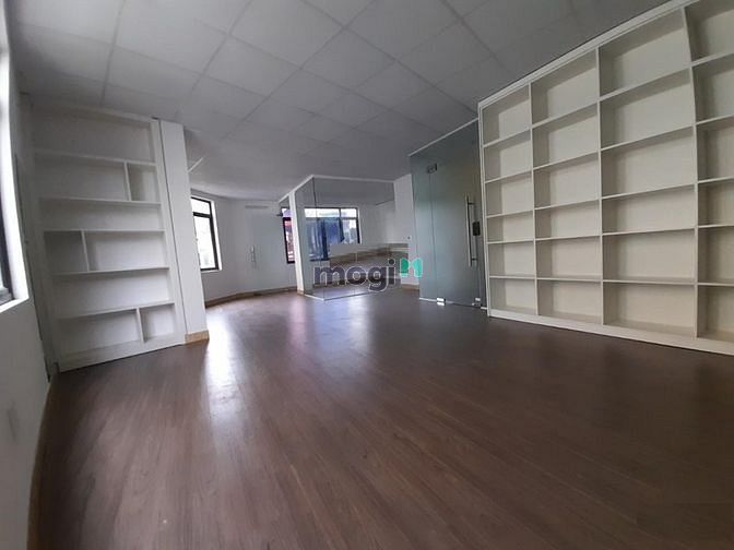 Hình ảnh Cho thuê nhà hẻm lớn 308/15 Hoàng Văn Thụ, Quận Tân Bình