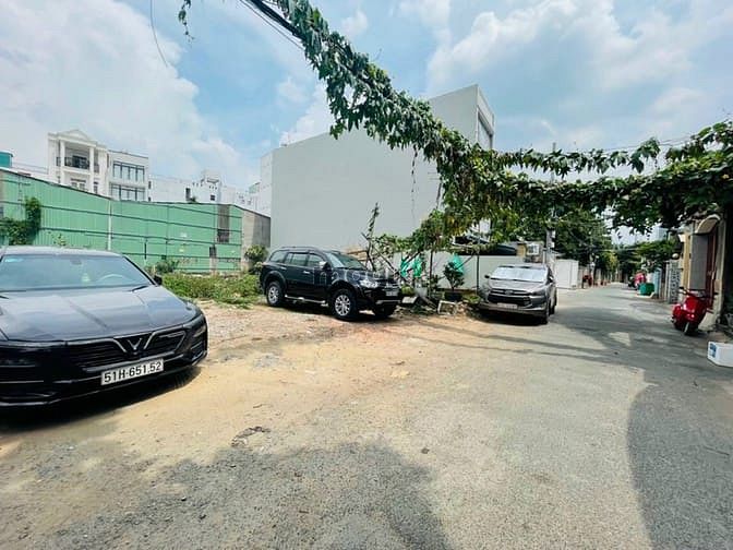 Hình ảnh Đất Đường Hoàng Diệu 2 50m, TT Thủ Đức, đường xe hơi, khu Sầm Uất