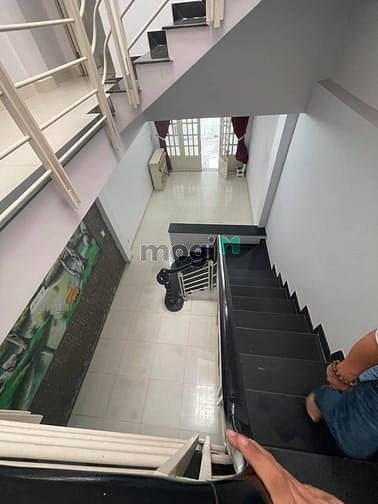 Hình ảnh Bán nhà mặt tiền quận 7, 90m2, chỉ 9 tỷ