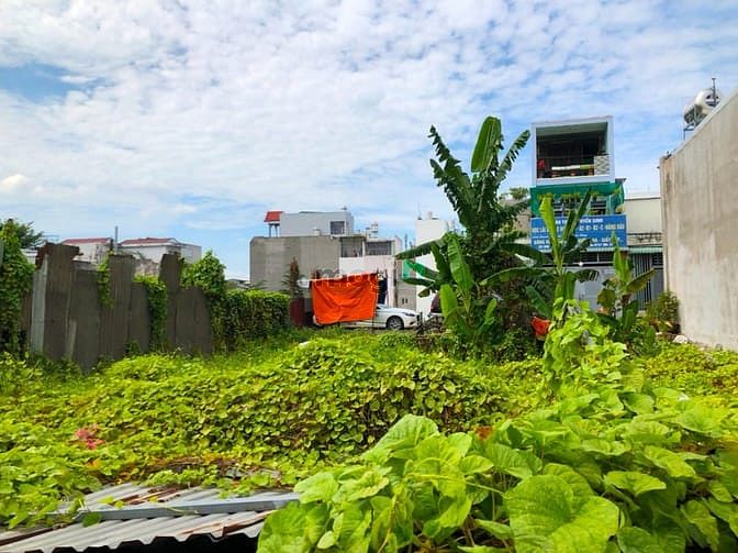 Hình ảnh Sở hữu lô đất vị trí vàng hẻm 413 lê văn quới, dt: 52m2, giá: 5.5 tỷ.