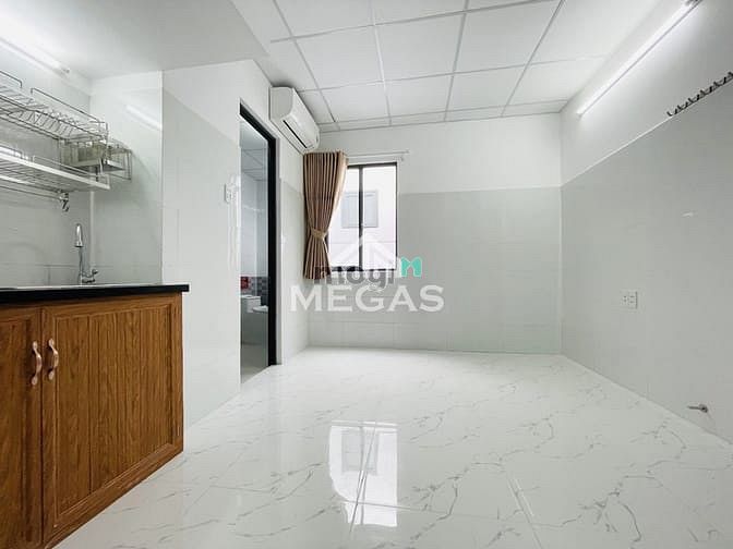 Hình ảnh Phòng máy lạnh, mới xây tại Thống Nhất quận Tân Phú