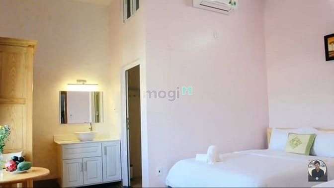Hình ảnh Cho thuê nhà 2 tầng 4PN full NT Sơn Trà gần biển