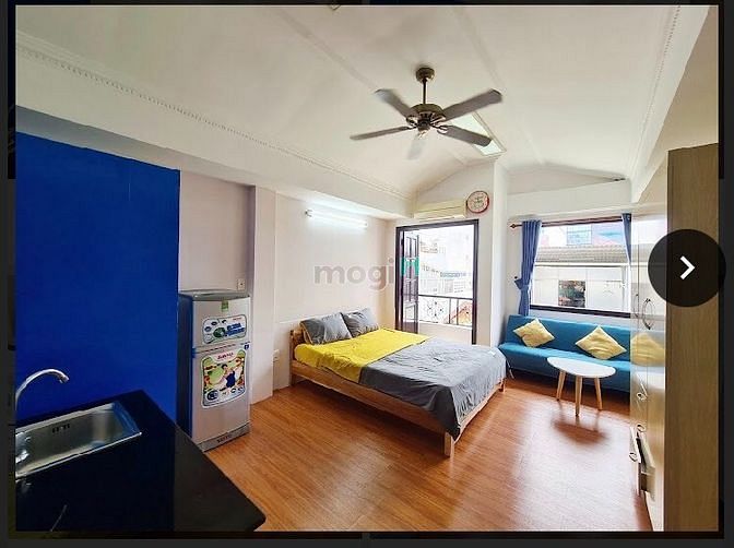 Hình ảnh Cho thuê phòng Q1 30m2 Ban công Hẻm oto