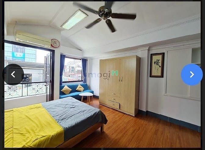 Hình ảnh Cho thuê phòng Q1 30m2 Ban công Hẻm oto