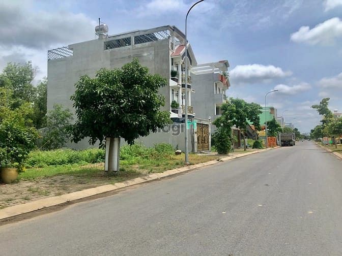 Hình ảnh Chủ ngộp, sang gấp 2 lô đất thổ cư liền kề, MT Trần Văn Giàu